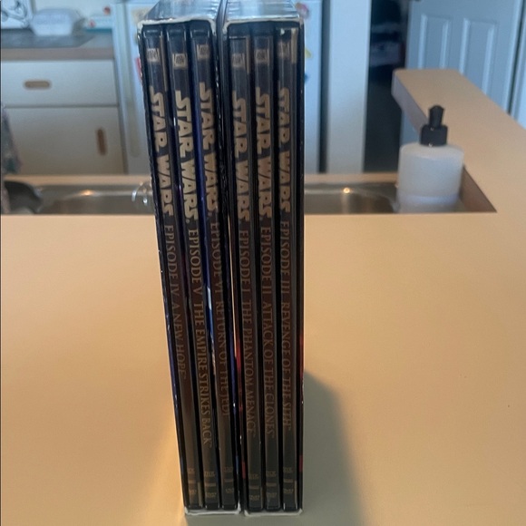 Star Wars Prequel and Original Trilogy Box Sets - Picture 4 of 4